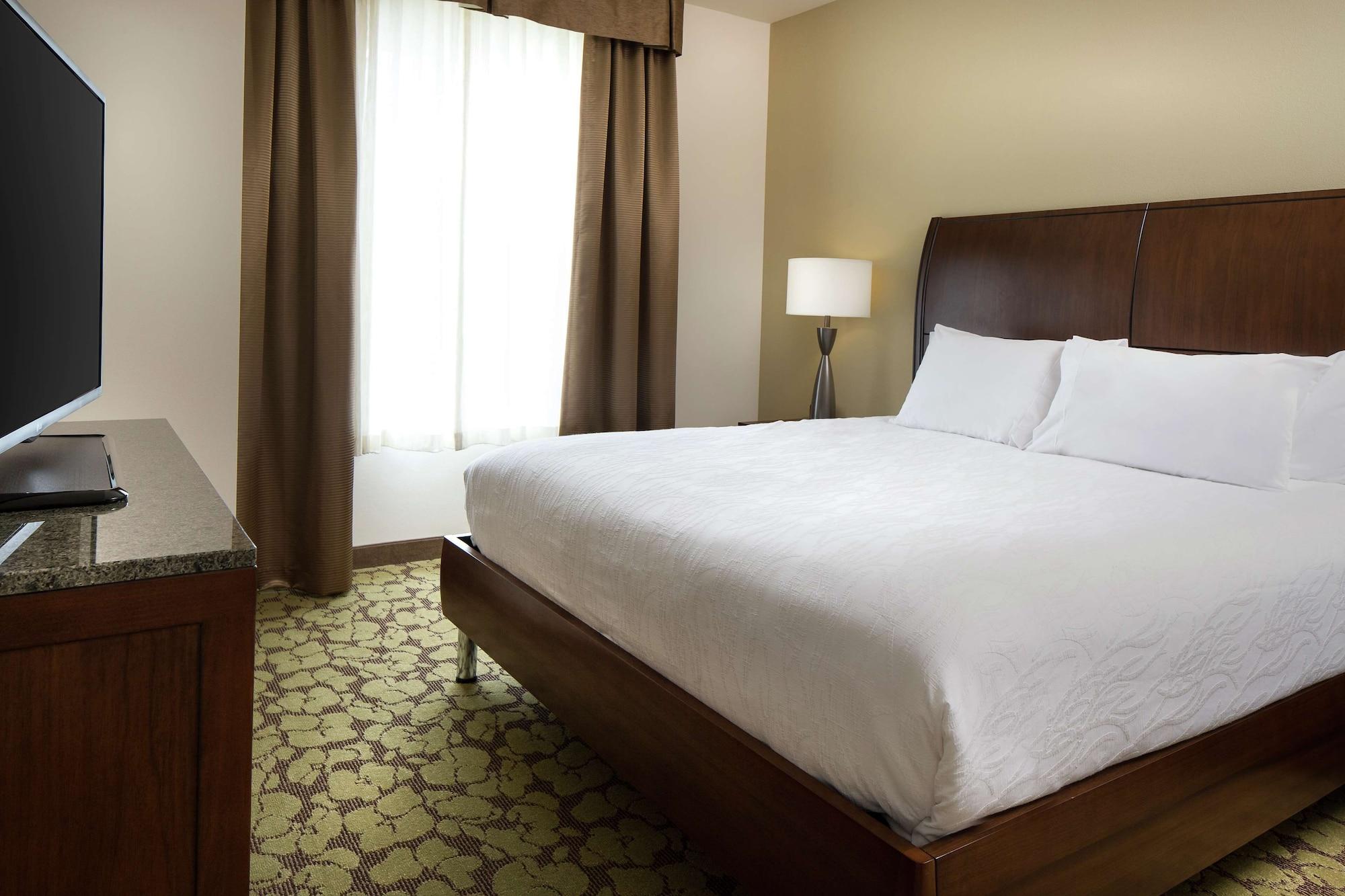 Hilton Garden Inn Bettendorf/ Quad Cities Bagian luar foto