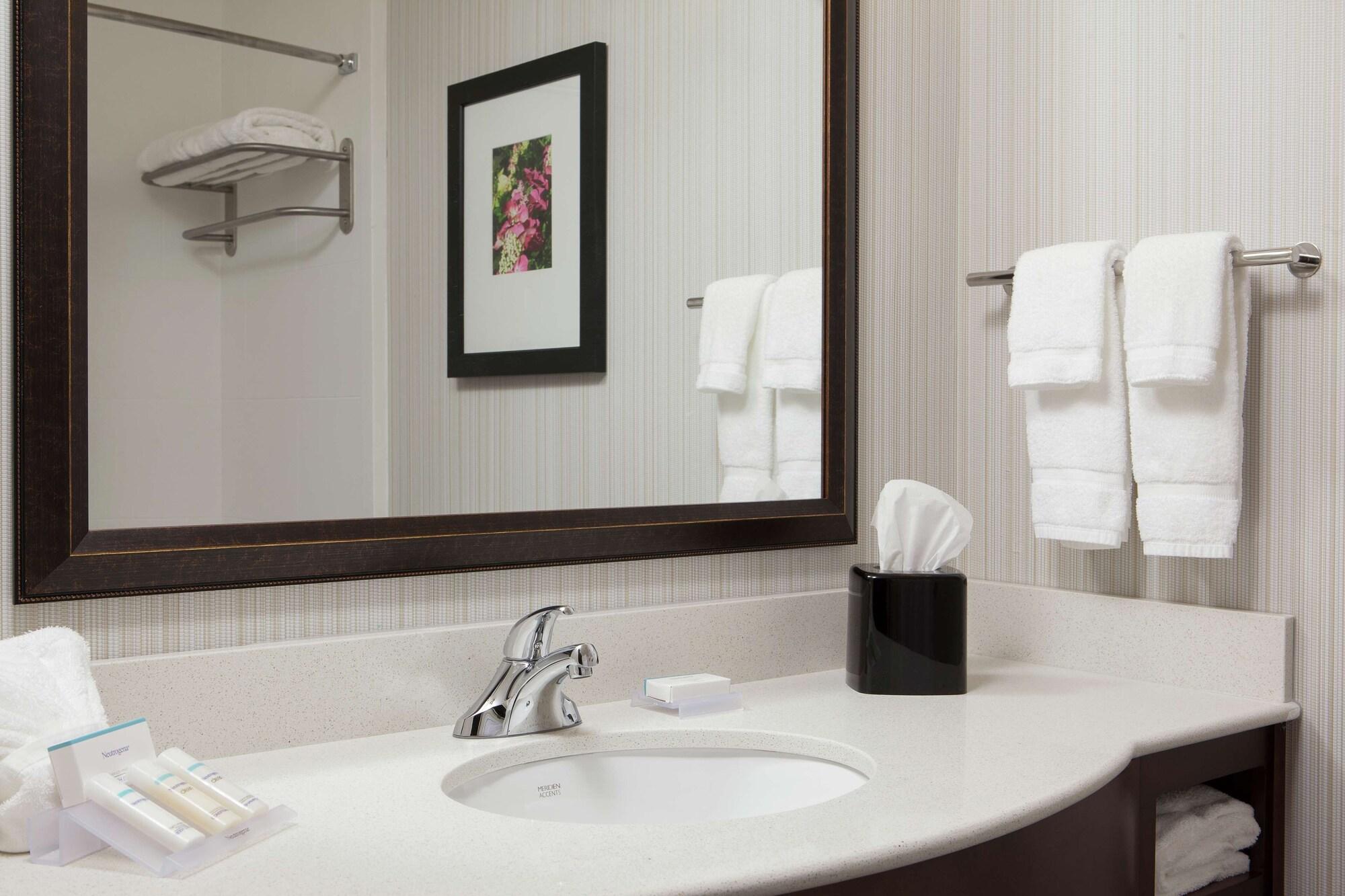 Hilton Garden Inn Bettendorf/ Quad Cities Bagian luar foto