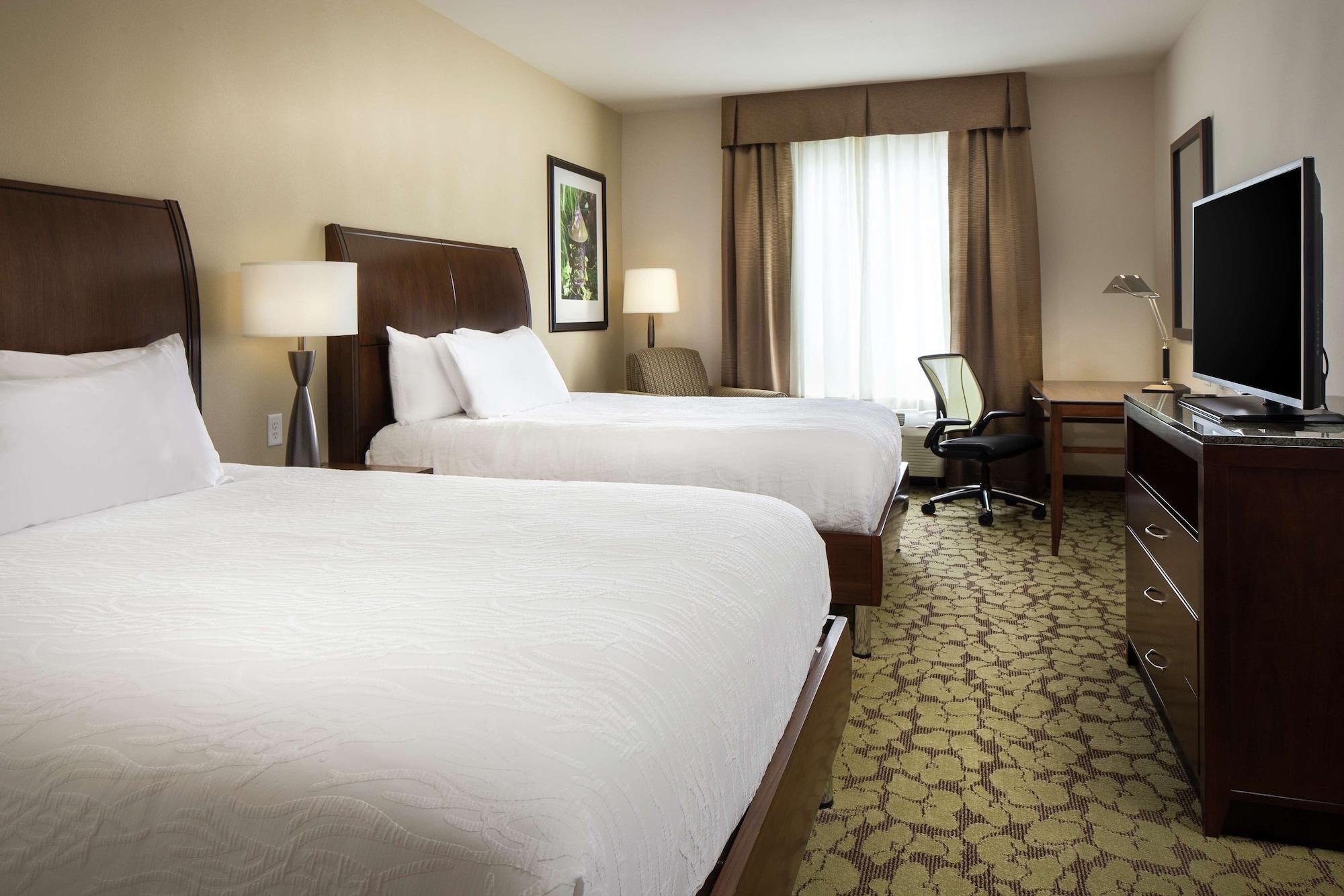 Hilton Garden Inn Bettendorf/ Quad Cities Bagian luar foto