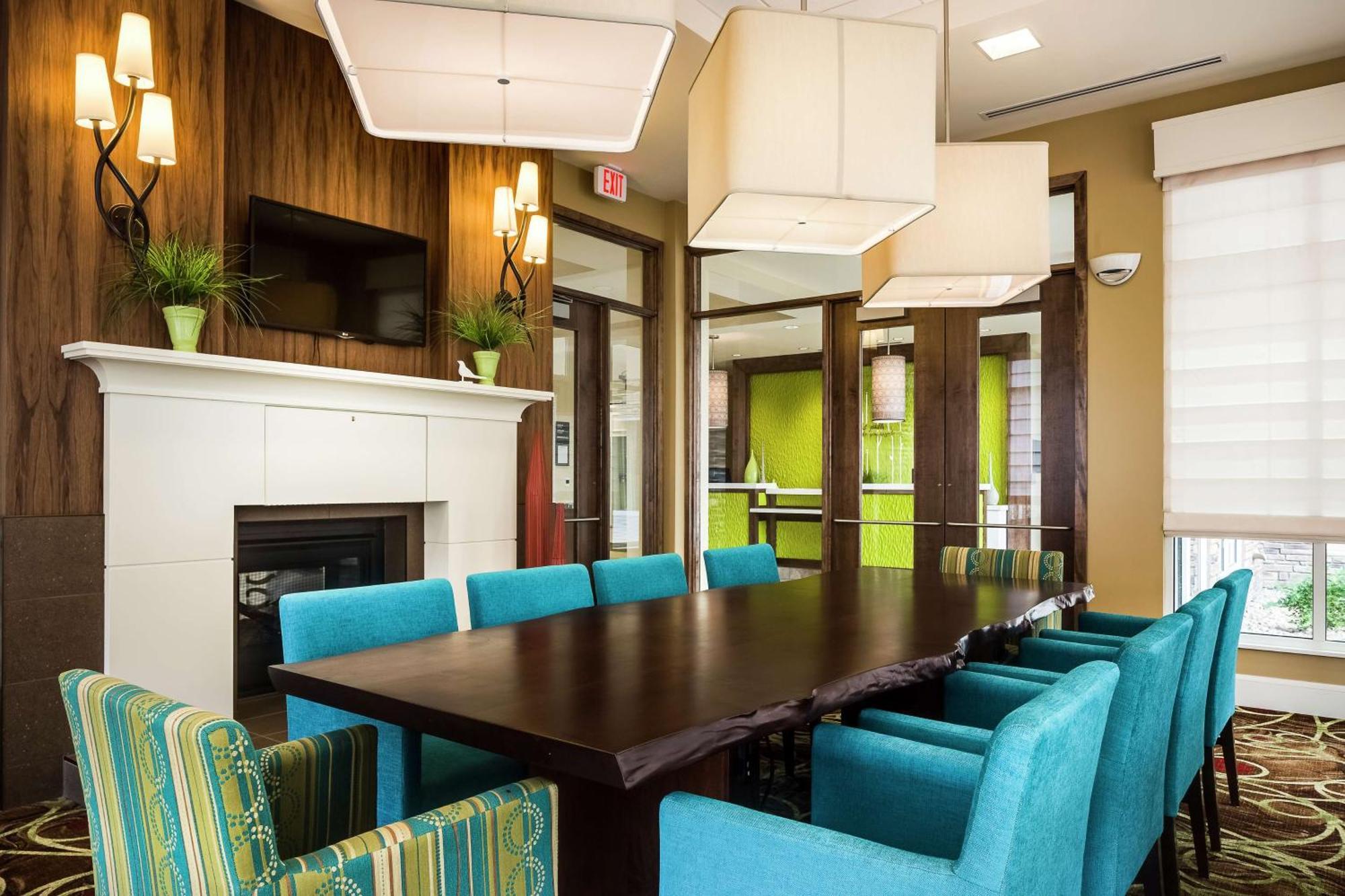 Hilton Garden Inn Bettendorf/ Quad Cities Bagian luar foto