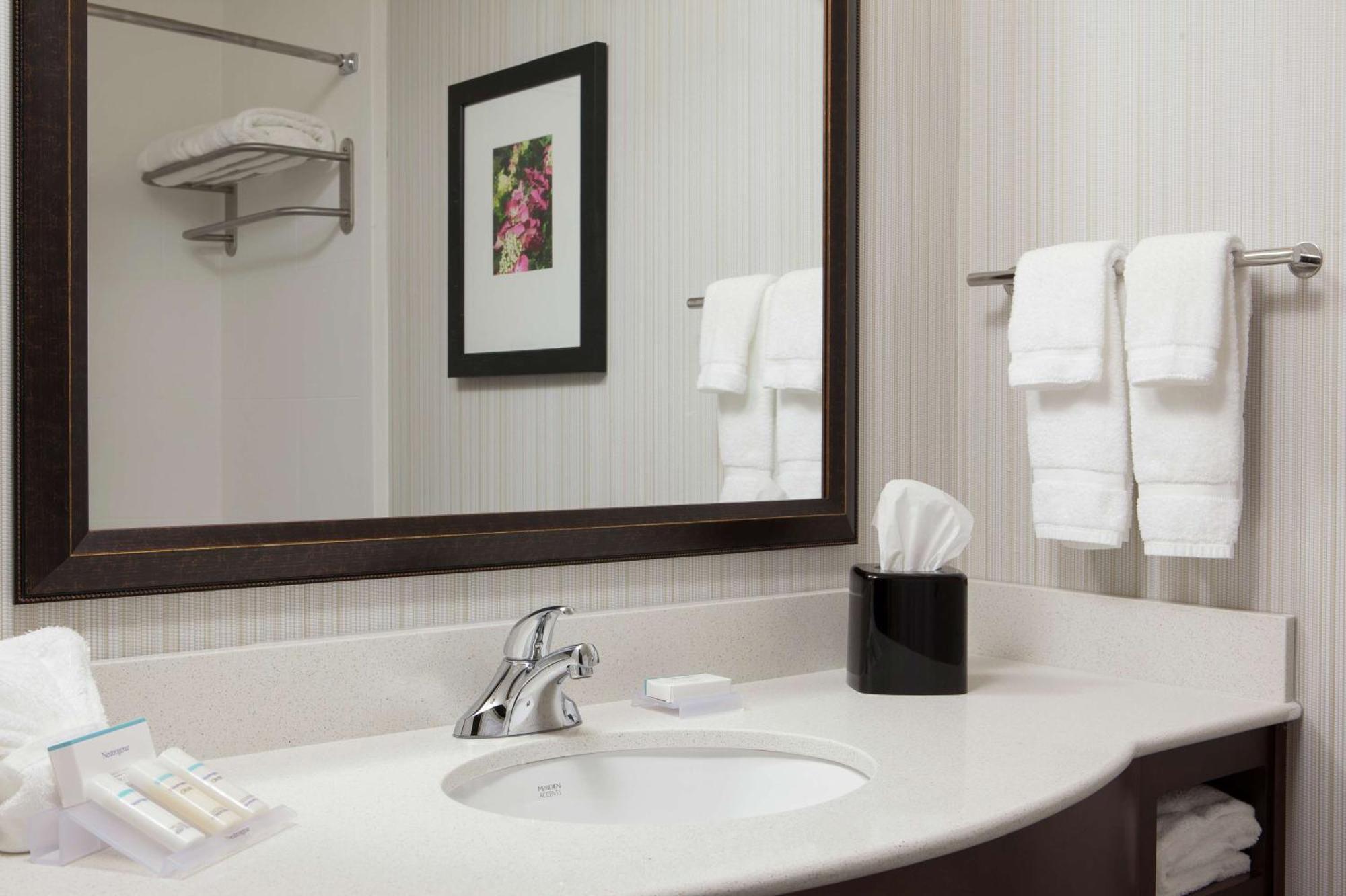 Hilton Garden Inn Bettendorf/ Quad Cities Bagian luar foto