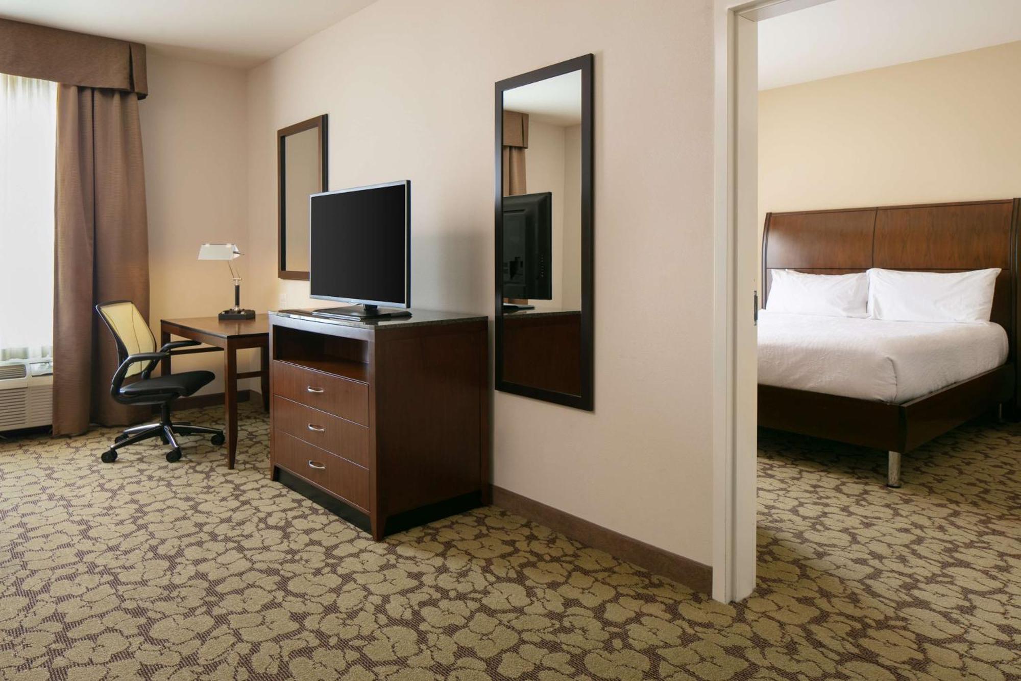 Hilton Garden Inn Bettendorf/ Quad Cities Bagian luar foto